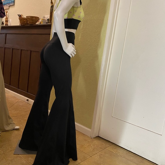 Top - Picture 10 of 12